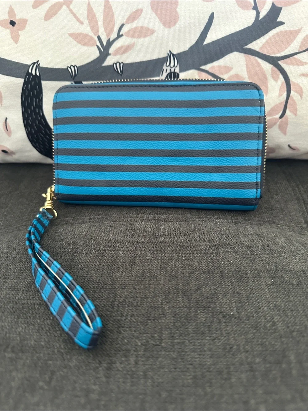 Blue Zip Around Leather Card Wallet